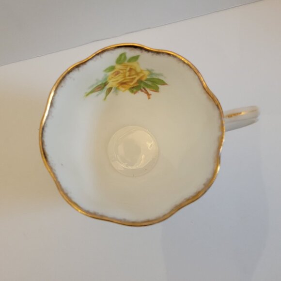 Royal Albert Bone China Tea Cup & Saucer Set Yellow Rose Pattern Gold Trim - Picture 7 of 11